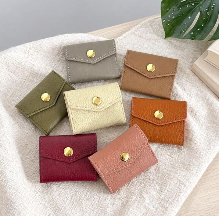 LITTLE TREASURE POUCH